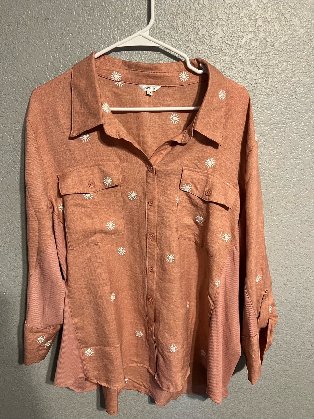 Cavalini Peach Button-Down Shirt with White Daisy Embroidery